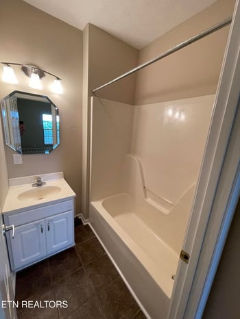 4805 Lyons View Pike #A304, Knoxville, TN 37919