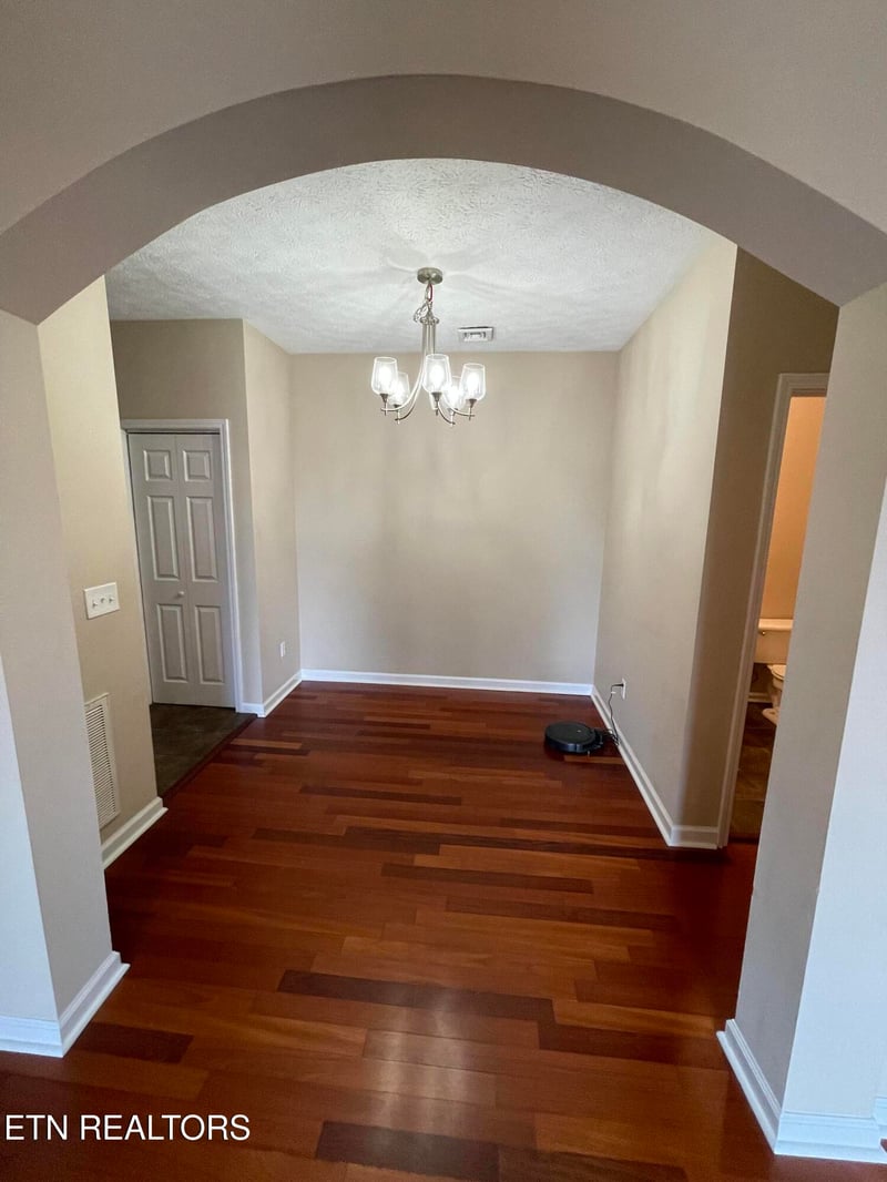 4805 Lyons View Pike #A304, Knoxville, TN 37919