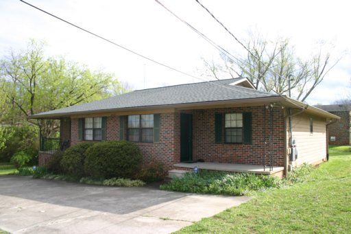 4807 Maple Rd, Knoxville, TN 37912