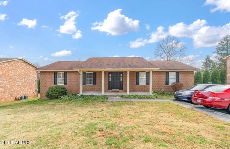 4808 Cannon Ridge Dr, Knoxville, TN 37918