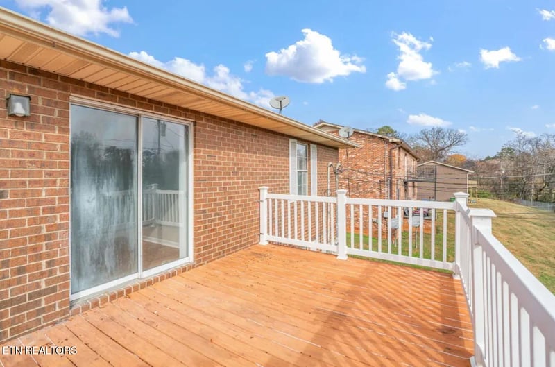 4808 Cannon Ridge Dr, Knoxville, TN 37918