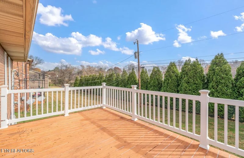 4808 Cannon Ridge Dr, Knoxville, TN 37918