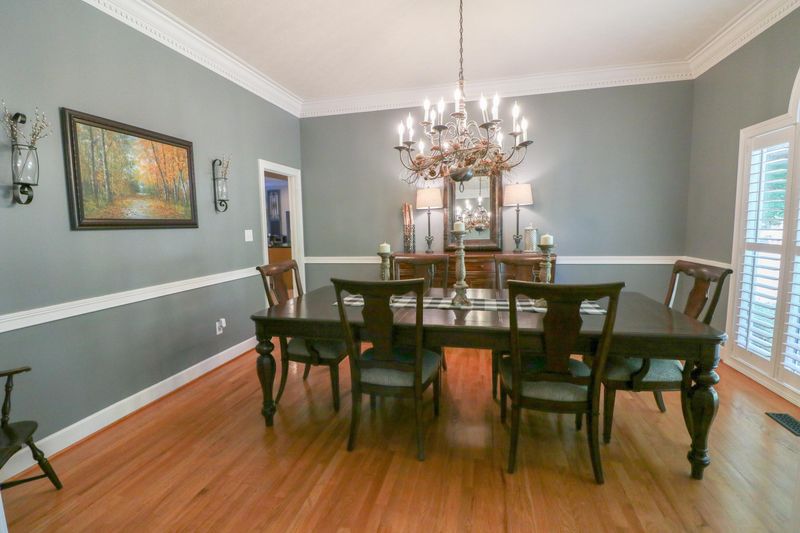 4809 Santa Monica Rd, Knoxville, TN 37918