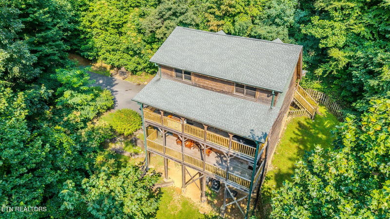 4809 Settlers View Ln, Sevierville, TN 37862