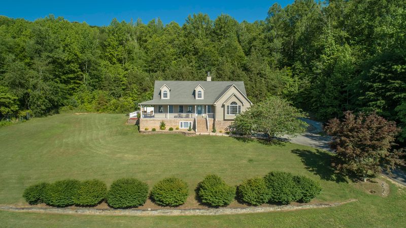 481 Emory River Rd, Harriman, TN 37748