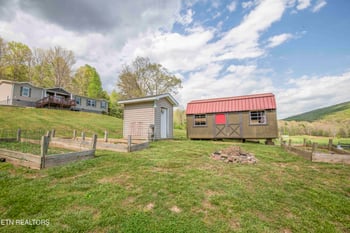 481 Piney Creek Rd, Rockwood, TN 37854