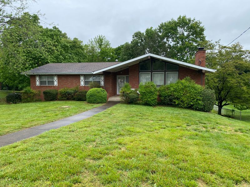 4813 Macmont Cir, Powell, TN 37849
