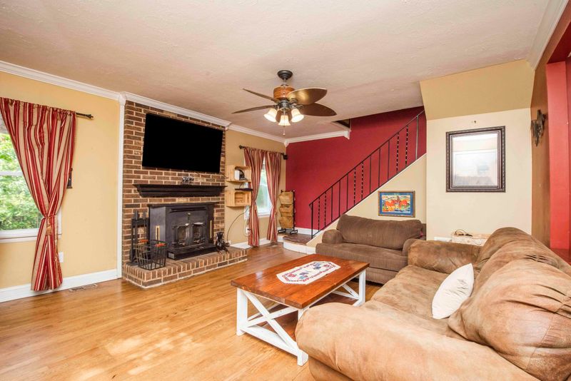 4814 Cain Rd, Knoxville, TN 37921