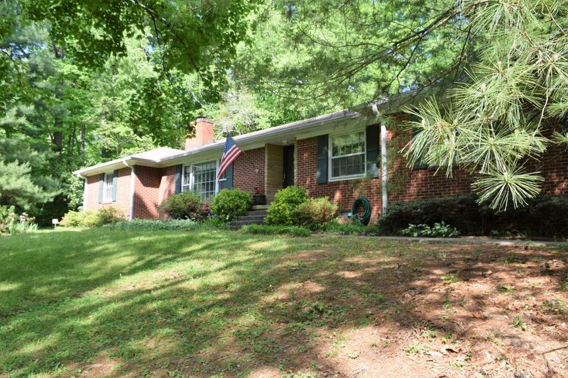 4814 Sunset Rd, Knoxville, TN 37914