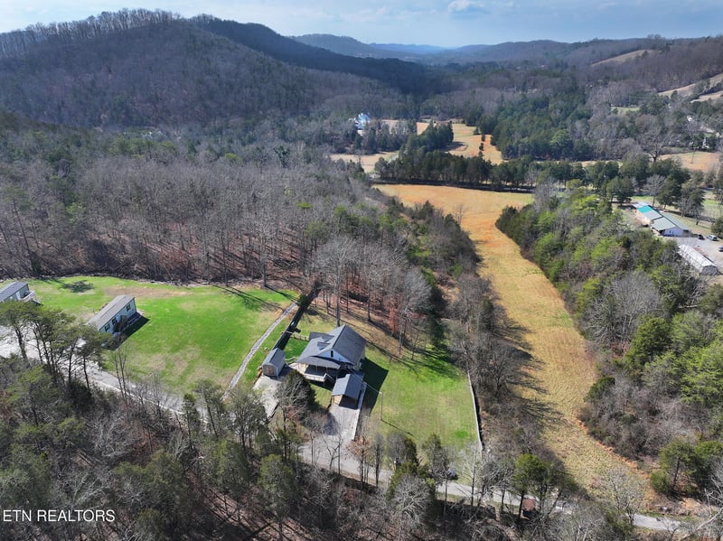 4816 E Raccoon Valley Dr, Knoxville, TN 37938