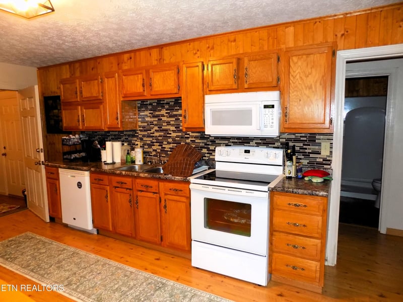 4820 Ray St, Morristown, TN 37814