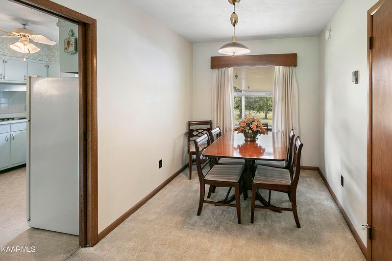 4825 Ball Camp Pike, Knoxville, TN 37921