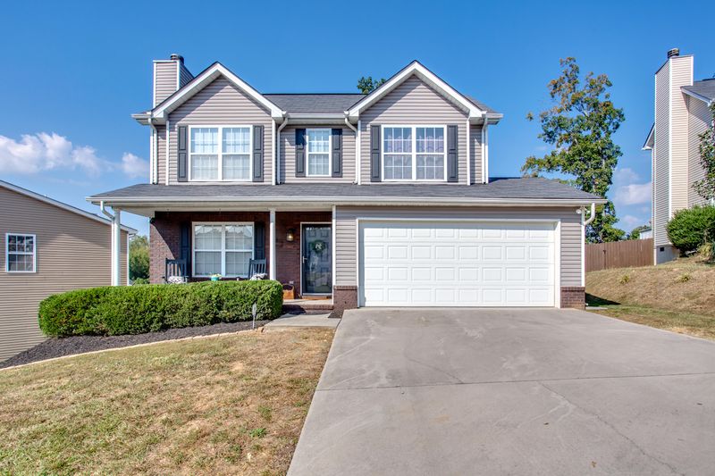 4829 Falling Star Ln, Powell, TN 37849