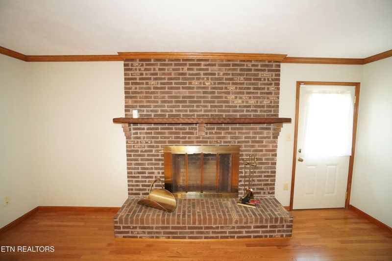 483 Shaver Dr, Talbott, TN 37877