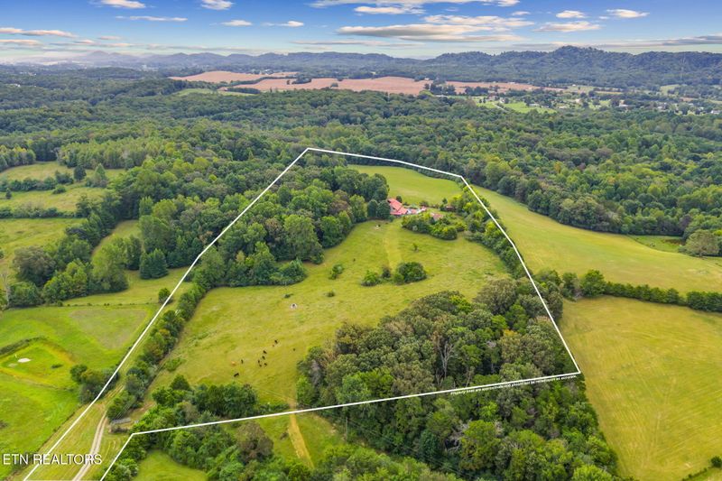 484 County Road 350, Sweetwater, TN 37874