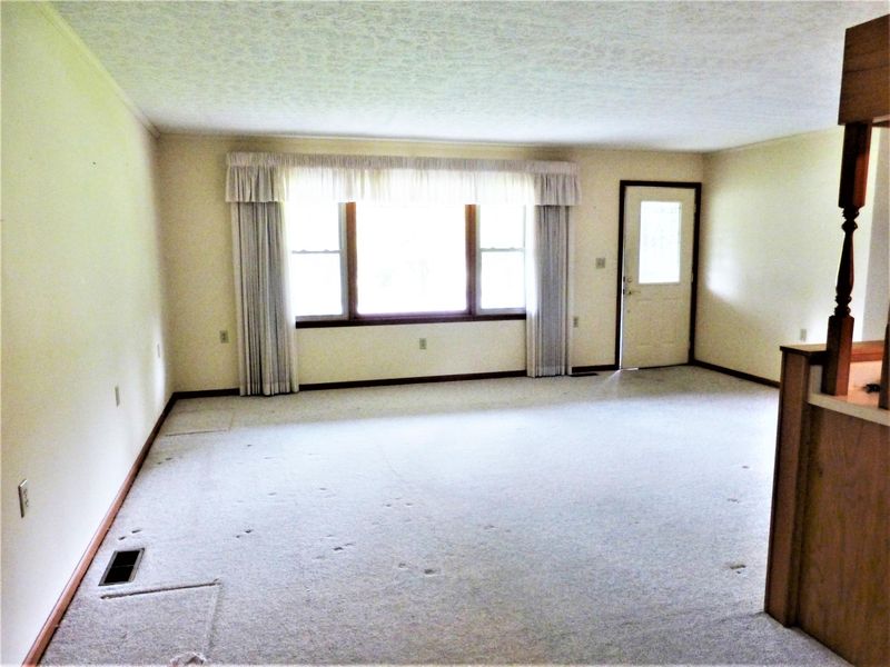 484 Upper Meadows Rd, Sparta, TN 38583