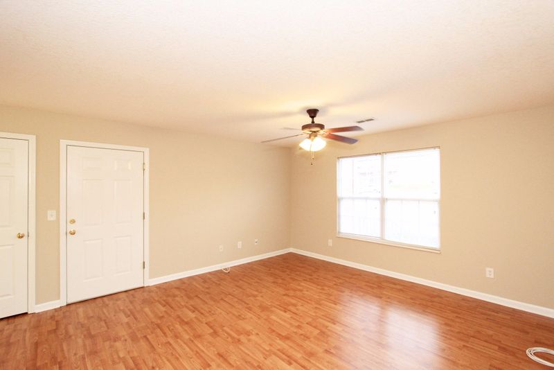 4842 Poplar Crest Way, Knoxville, TN 37918