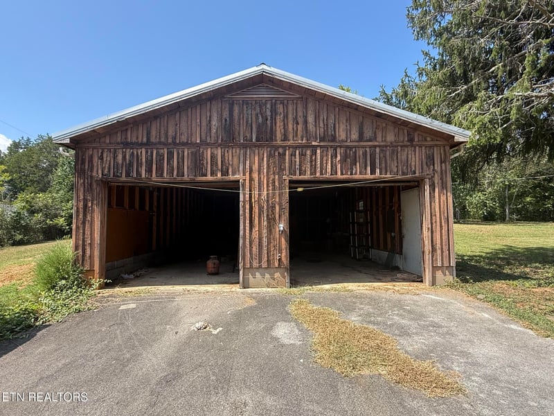 4843 Big Springs Rd, Friendsville, TN 37737