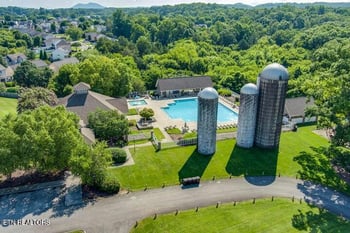 4845 Stoneyhurst Ln, Knoxville, TN 37918