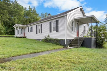 4854 Co Op Rd, Rockford, TN 37853