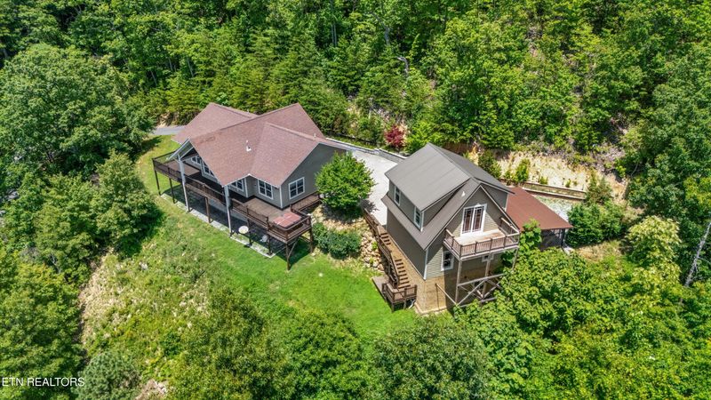 4868 Settlers View Ln, Sevierville, TN 37862