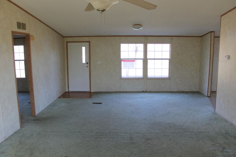 487 Annadel Rd, Lancing, TN 37770