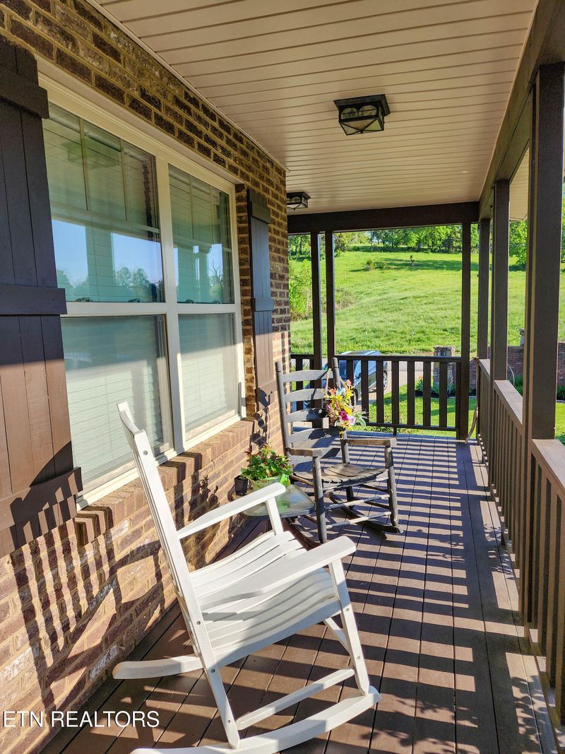 487 S S Glen Rd, Maynardville, TN 37807