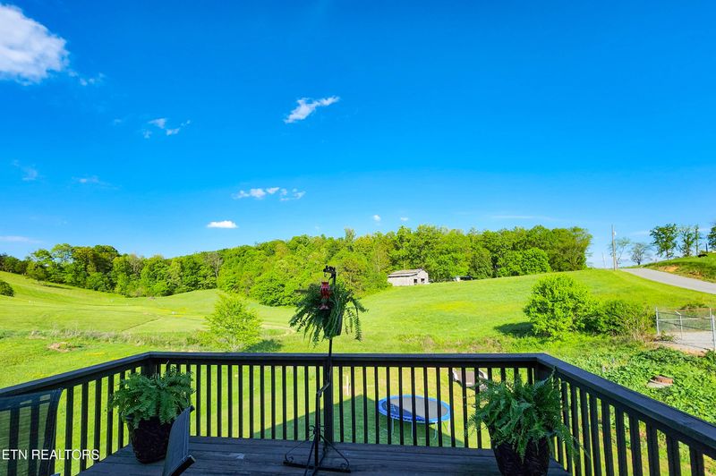 487 S S Glen Rd, Maynardville, TN 37807