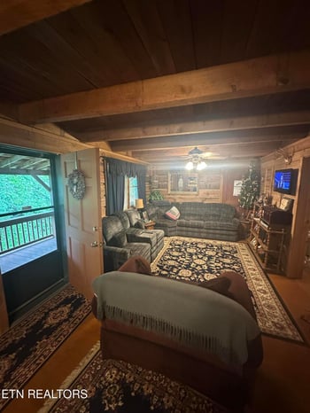 487 Straight Branch Rd, Speedwell, TN 37870