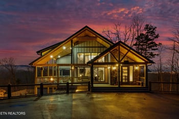 4875 Settlers Ln, Sevierville, TN 37862