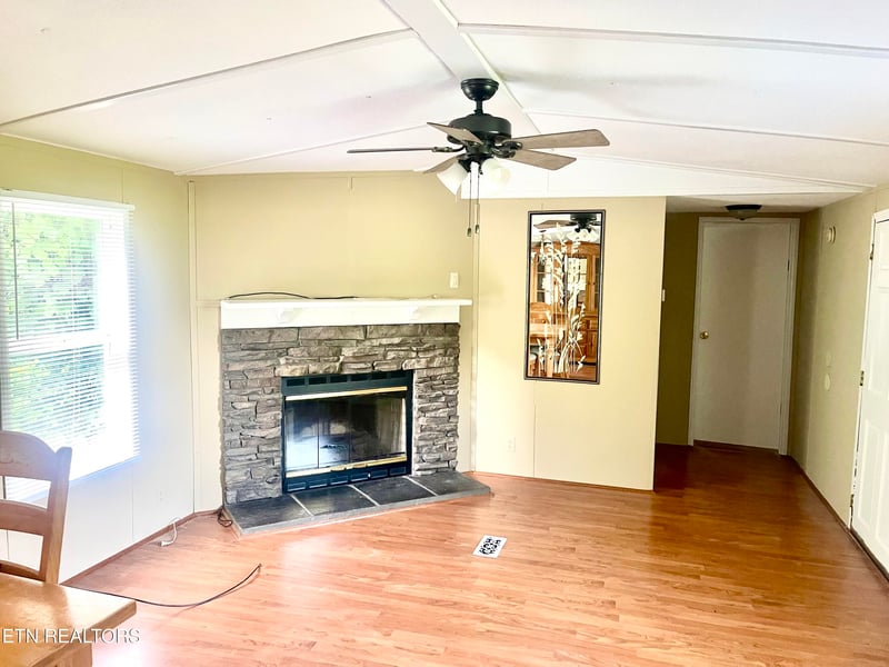 488 County Road 607, Athens, TN 37303
