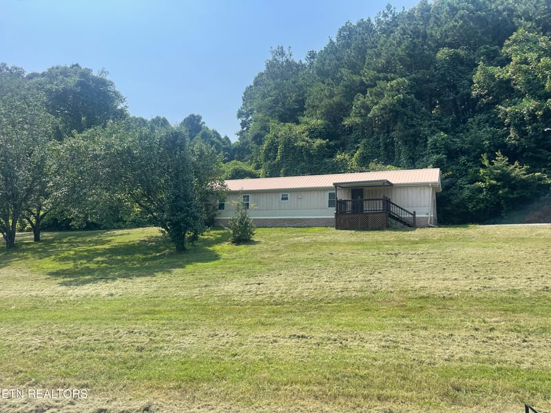 488 County Road 607, Athens, TN 37303