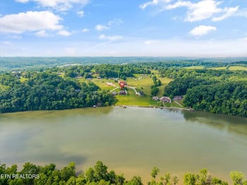 488 Silent River Ln, Loudon, TN 37774