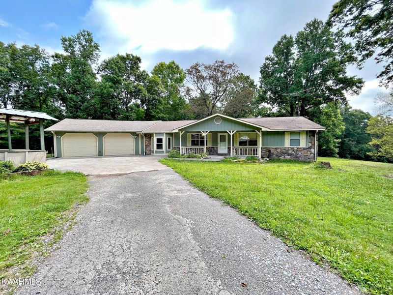 488 West Cir, Ten Mile, TN 37880