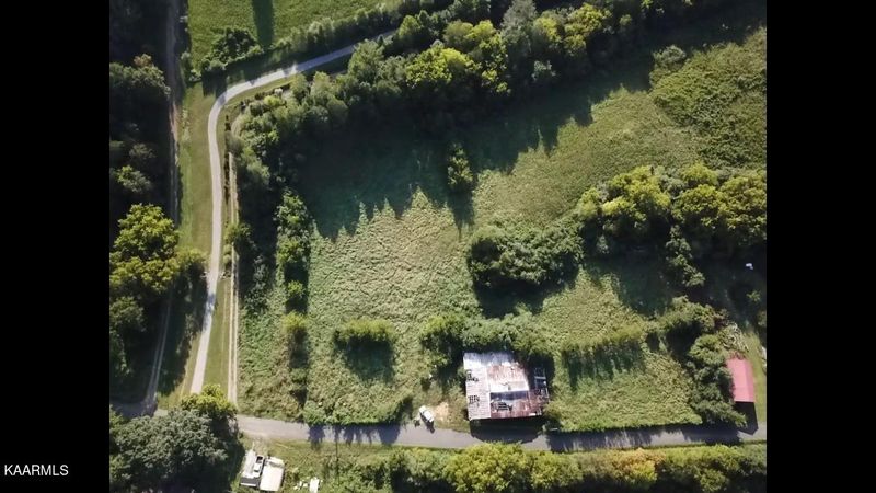 4880 Branch Rd, Loudon, TN 37774