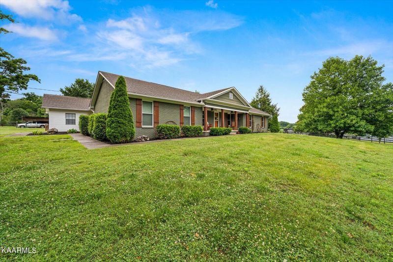 4885 Sevierville Rd, Maryville, TN 37804