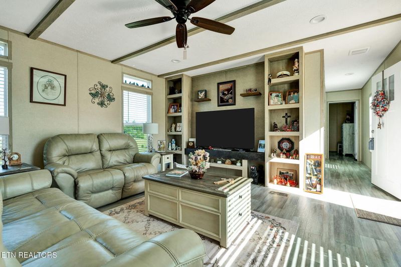 489 County Road 500, Englewood, TN 37329