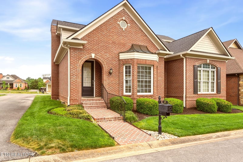 49 Royal Troon Cir, Oak Ridge, TN 37830