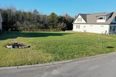 490 Cape Lookout Light, Loudon, TN 37774