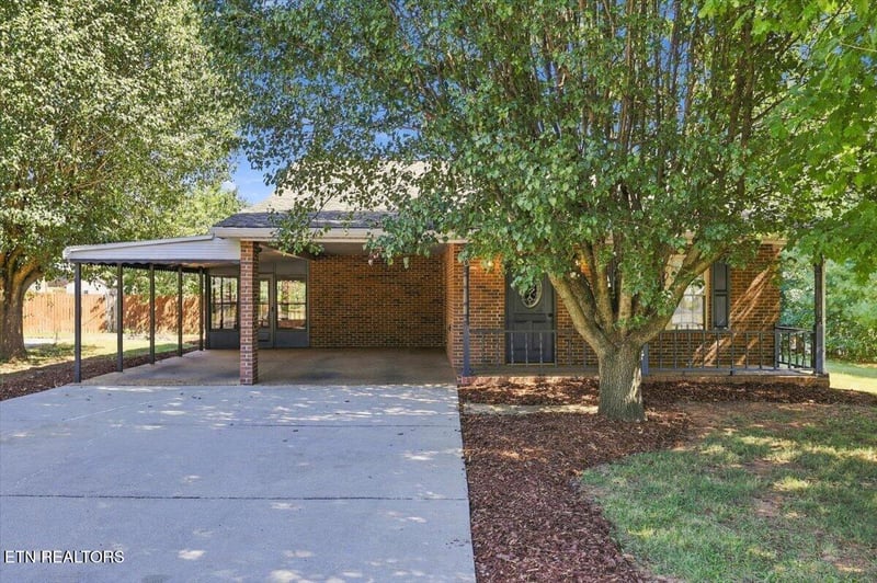 490 E Sunset, Morristown, TN 37814