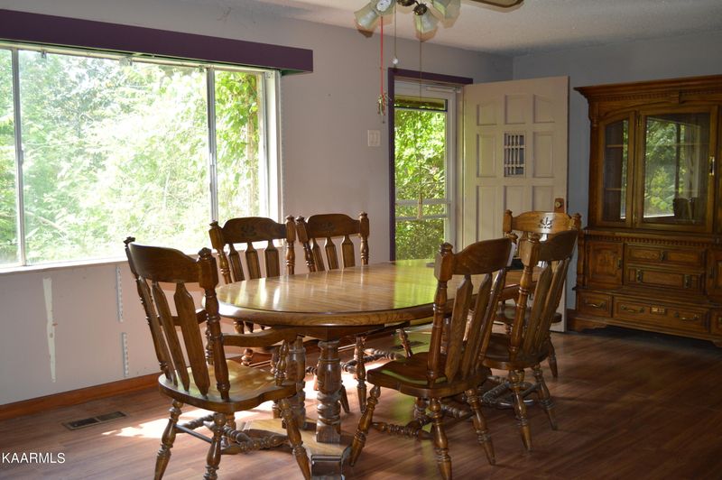 490 West Cir, Ten Mile, TN 37880