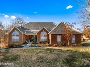 4900 Hundred Oaks Dr, Morristown, TN 37813