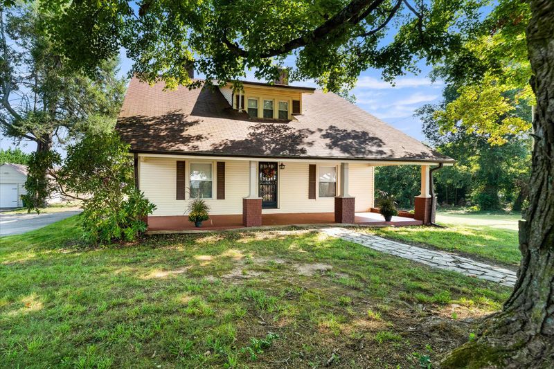 4900 Murphy Rd, Knoxville, TN 37918