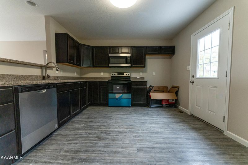 4901 Mcintyre Rd, Knoxville, TN 37914