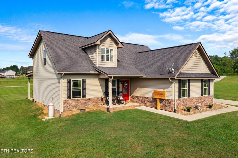 4902 Spencer Hale Rd, Morristown, TN 37814