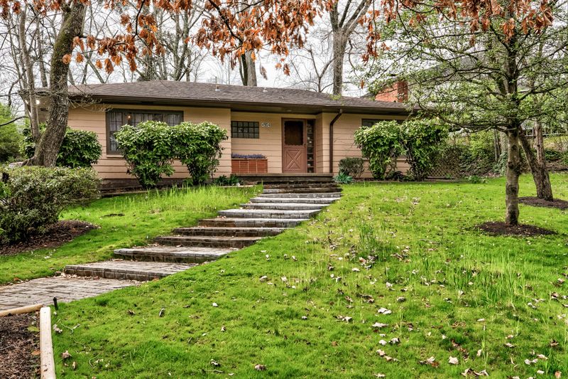 4904 Silva Dr, Knoxville, TN 37914