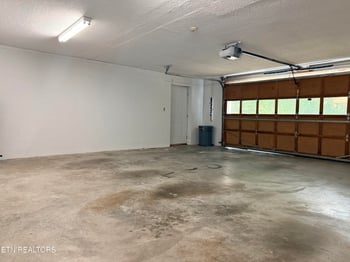 4905 Wilkshire Dr, Knoxville, TN 37921