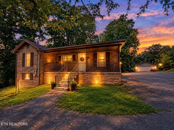 4906 Shady Rd, Strawberry Plains, TN 37871