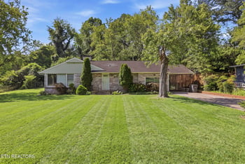 4908 Silva Dr, Knoxville, TN 37914