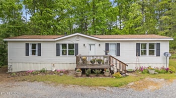 4909 Bogard Rd, Cosby, TN 37722